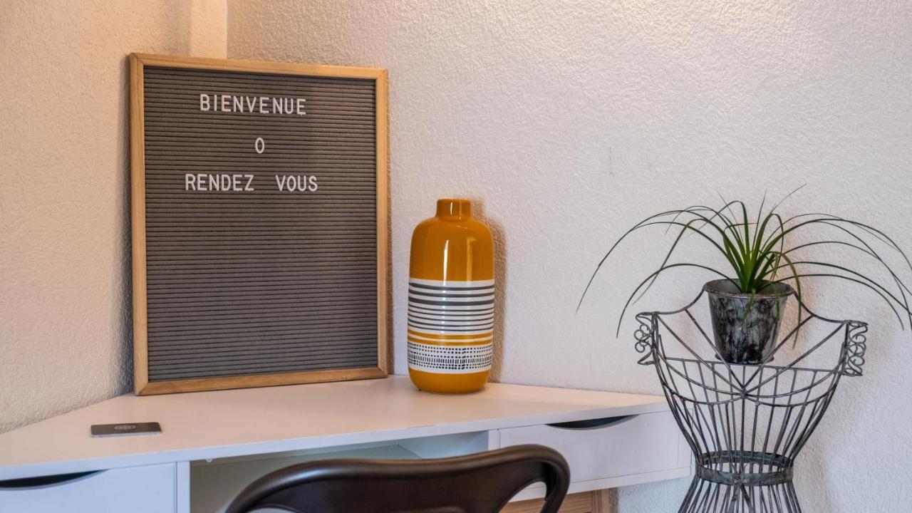 O Rendez Vous maison mitoyenne Piscine chauffée mars-octobre Grimisuat Esterno foto
